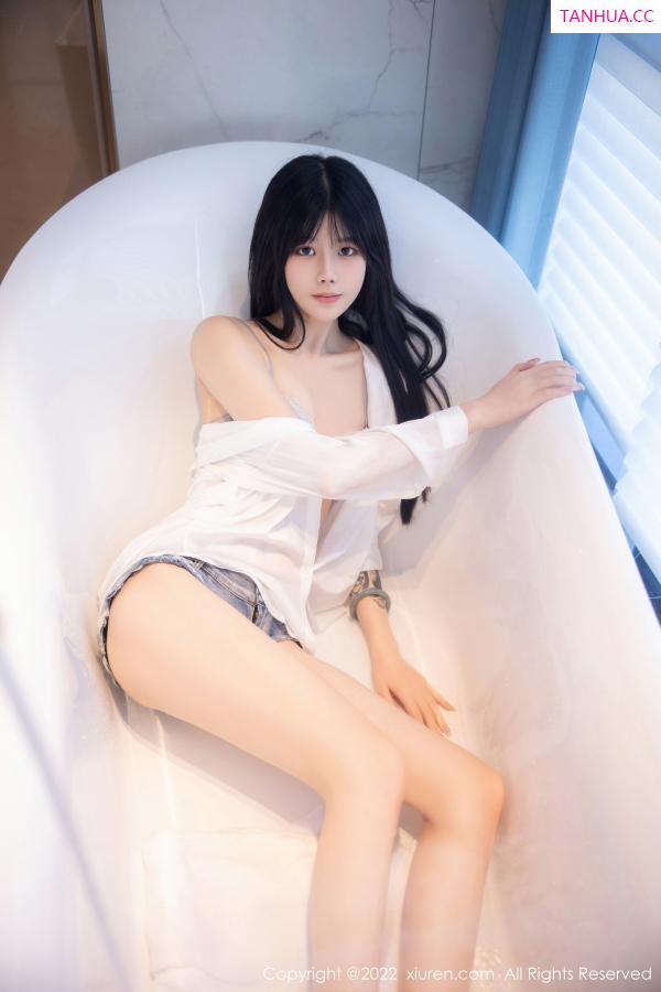77qiqi  [XiuRen]高清写真图 2022.11.25 No.5909 77qiqi 浴缸美腿第16张图片